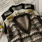 Wave-pattern Loose-fit Knit Vest