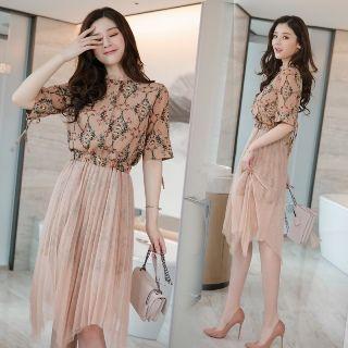 Set: Short-sleeve Printed Blouse + Midi Skirt