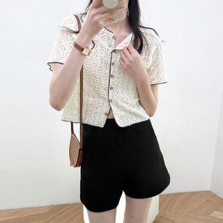 Round-neck Two Tone Lace Button-up Cropped Top Off-white - One Size