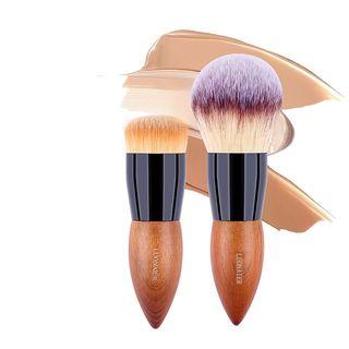 Wooden Handle Foundation Brush