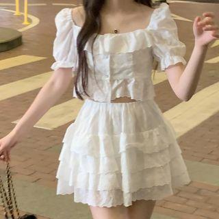 Short-sleeve Eyelet Lace Trim Blouse / Tiered Mini Skirt
