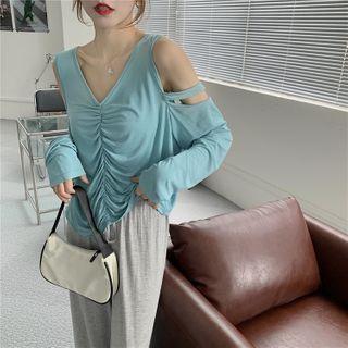 Cold Shoulder Long-sleeve T-shirt / Sweatpants