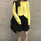 Crew-neck Long-sleeve Knit Top / High Waist Shorts