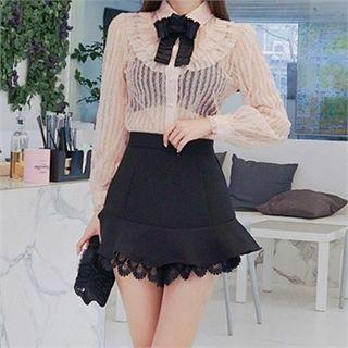 Inset Shorts Lace-hem Mini Skirt