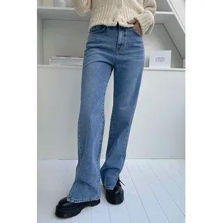 Slit-hem Washed Loose-fit Jeans
