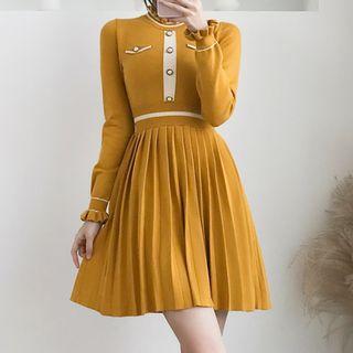 Long-sleeve A-line Pleated Knit Dress