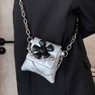 Chain Strap Flower Detail Crossbody Bag