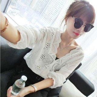 V-neck Scallop Trim Long-sleeve Top