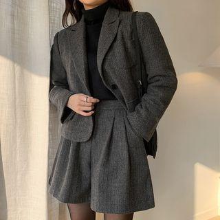 Peaked-lapel Herringbone Short Jacket