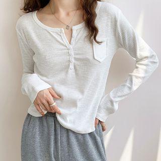 Long-sleeve Henley Applique T-shirt