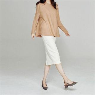 Raglan-sleeve Slit-side Knit Top