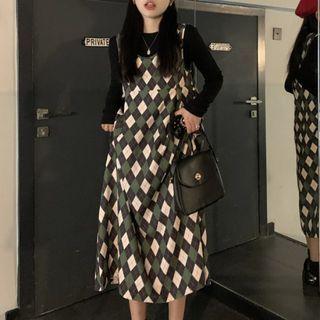 Spaghetti-strap Argyle Midi A-line Dress