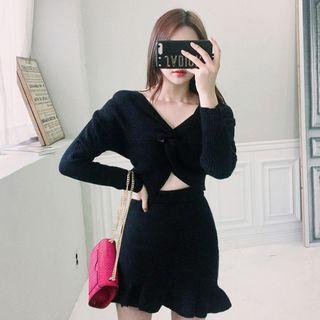 Set: Twisted Front Sweater + Knit Skirt