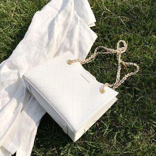 Chain Strap Plain Handbag