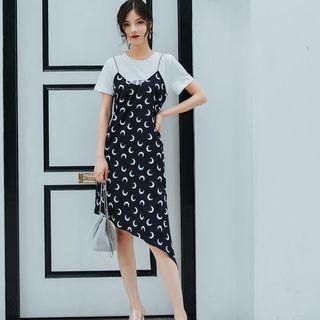 V-neck Moon Print Spaghetti Strap Dress