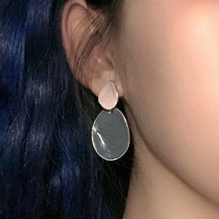 Curved Disc Dangle Earring