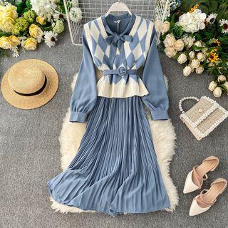 Set: Long-sleeve Pleated Midi Dress + Knit Vest