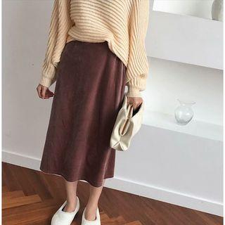 Velvet Midi H-line Skirt