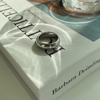 Glossy Bold Band Ring Silver - One Size