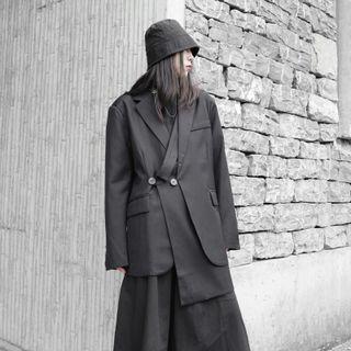 Mock Two-piece Irregular Blazer