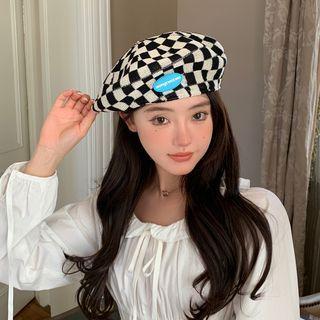 Lettering Applique Checker Knit Beret Hat