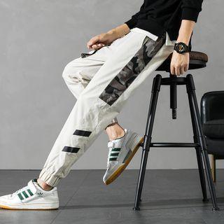 Camouflage Print Trim Cropped Sweatpants
