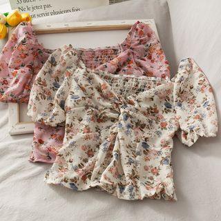 Wide-neck Twisted Crop Top