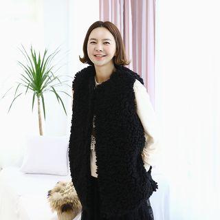 Button-detail Sherpa-fleece Vest