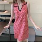 Sleeveless Open-collar Check Mini Sheath Dress Red - One Size