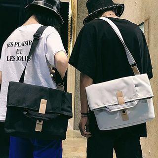 Oxford Messenger Bag