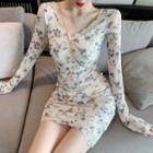 Long-sleeve Floral Print Bodycon Mini Dress Blue Floral - White - One Size