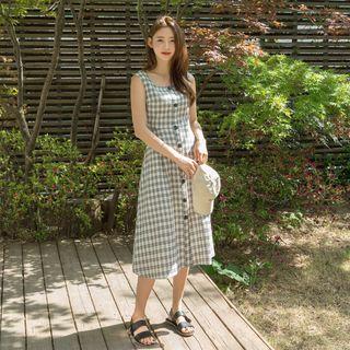 Open-back Buttoned Plaid Midi Sundress