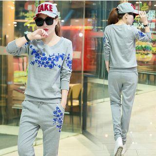 Set : Embroidered Sweatshirt + Sweatpants