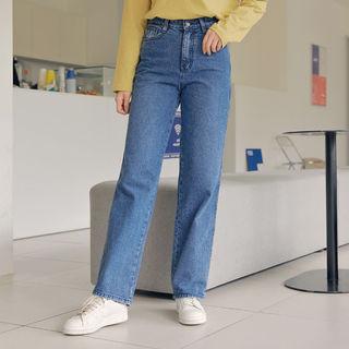 Wide Straight-cut Jeans