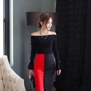 Set: Off-shoulder Knit Top + Colour Block Skirt