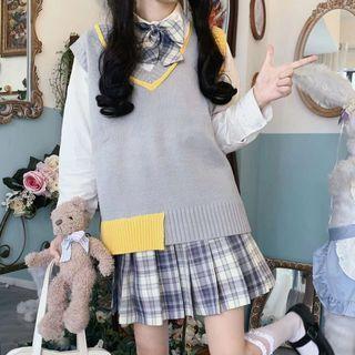 Sweater Vest / Shirt / Bow Tie / Pleated Skirt / Set