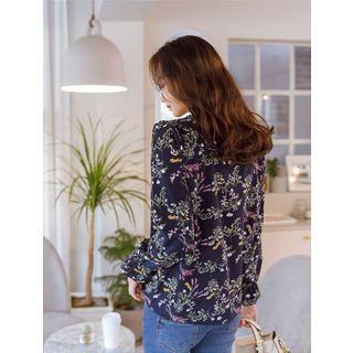 Plus Size Bow-front Floral Blouse
