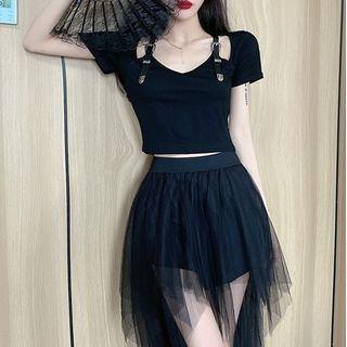 Short-sleeve Buckle Detail T-shirt / Mesh Panel Skort