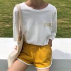 Lettering Elbow-sleeve T-shirt / Contrast Trim Shorts