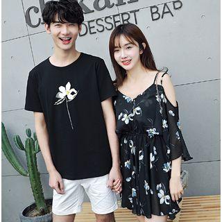 Couple Matching Floral Print Short-sleeve T-shirt / Open Shoulder Elbow-sleeve Chiffon Top