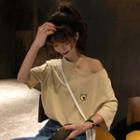 Short-sleeve Cold-shoulder Printed Shirt