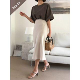 Keyhole-back Linen Blend T-shirt