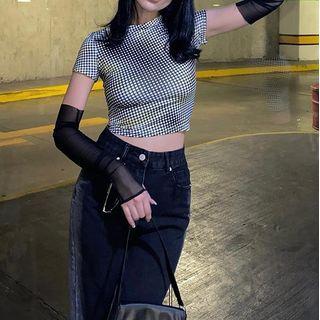 Set: Short-sleeve Dotted Cropped T-shirt + Arm Sleeves