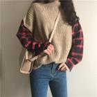 Plaid-sleeve Sweater