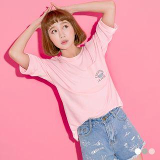 Texted Graphic 1/2-sleeved Boxy Tee