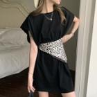 Short-sleeve T-shirt With Leopard Print Scarf