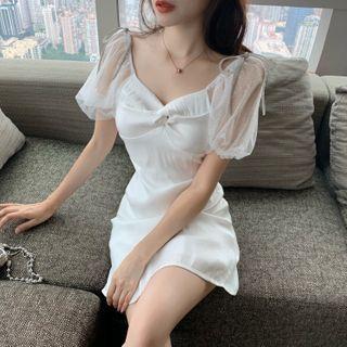 V-neck Puff-sleeve Mesh Dress