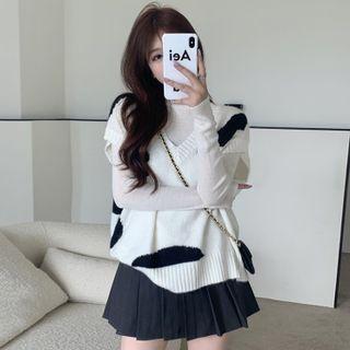 Long-sleeve Mock Neck T-shirt / Cow Print Sweater Vest / Pleated Mini Skirt