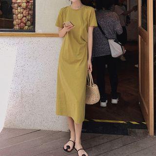 Short-sleeve Back-slit Midi T-shirt Dress