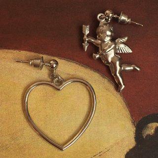 Non-matching Cupid Earring
